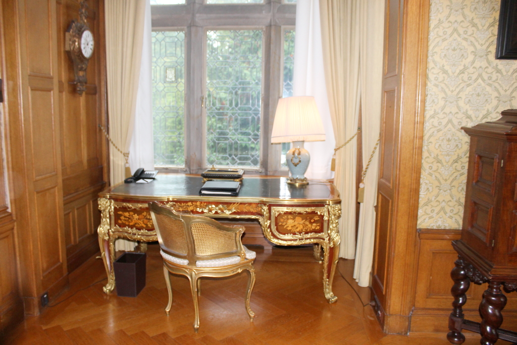 tl_files/uploads/blog/Schlosshotel Kronberg/11 schloss kaisersuite .JPG